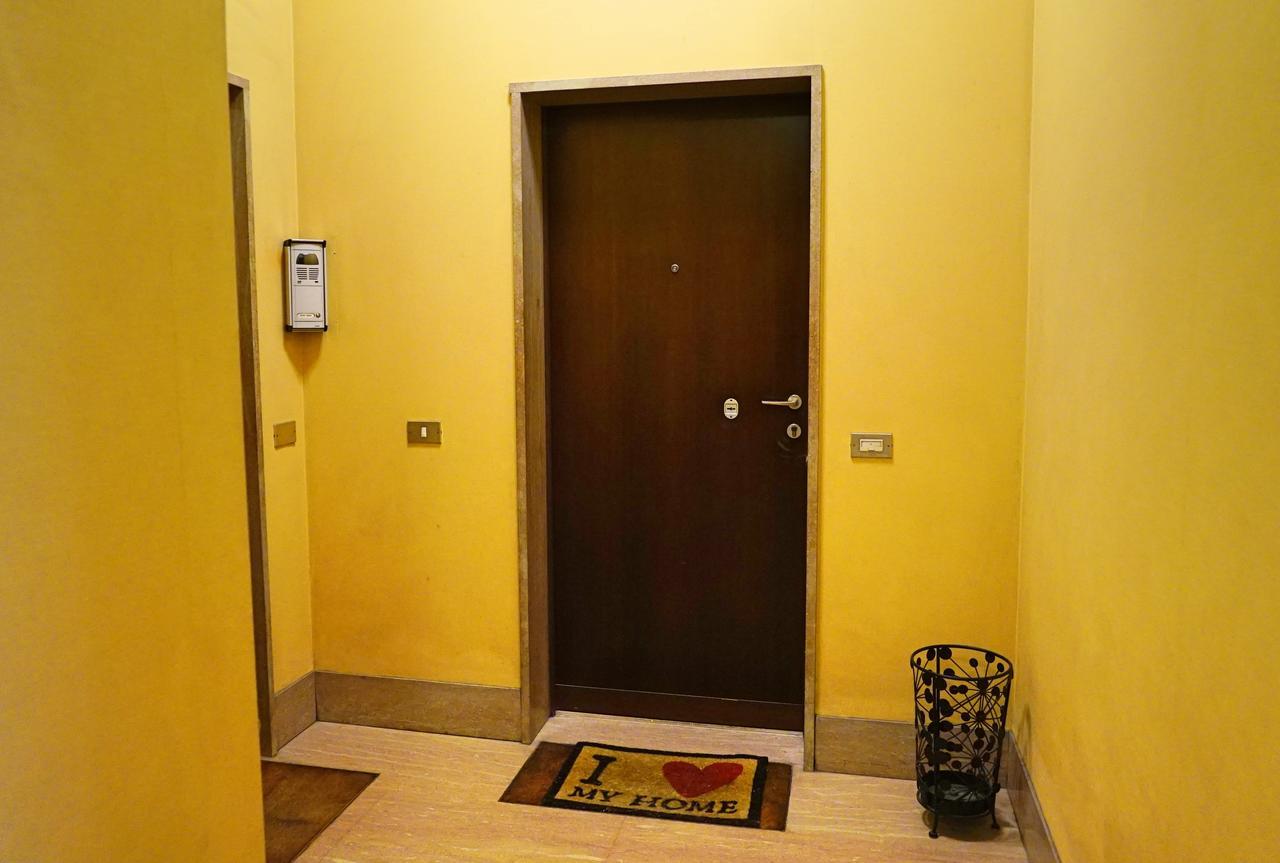 Duomo Apartment Milano Eksteriør billede