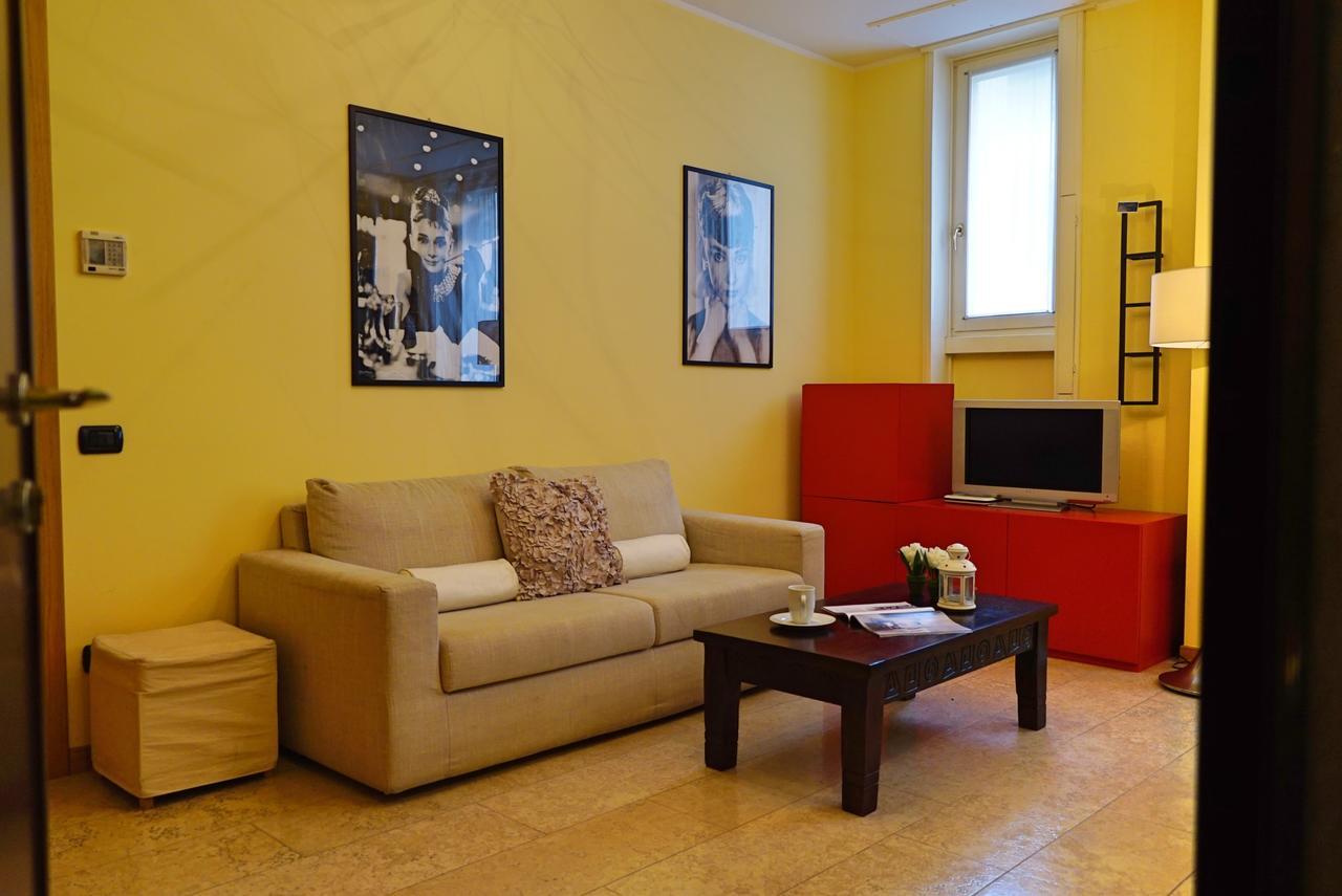 Duomo Apartment Milano Eksteriør billede
